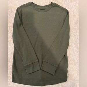 Tommy Bahama Boys Long Sleeve Pullover shirt Size 7/8; Olive Green